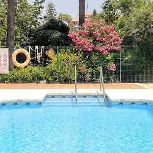 https://apartamento-puerto-sol-con-vistas-al-mar-y-piscina.es-andalucia.com